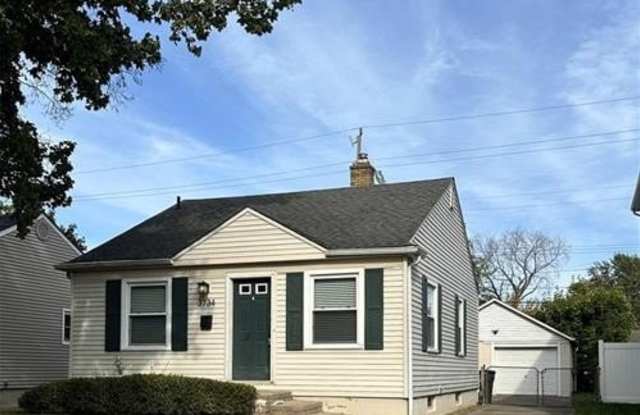 3734 Buckingham Avenue photos photos