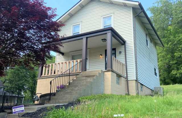 Recently Updated 2 Bedroom House in Verona.  Available October. photos photos