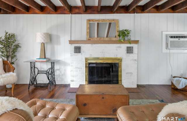 180 Ponus Avenue Gallery 4