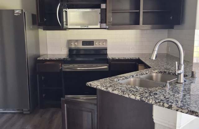 6816 Topaz Drive Gallery 3