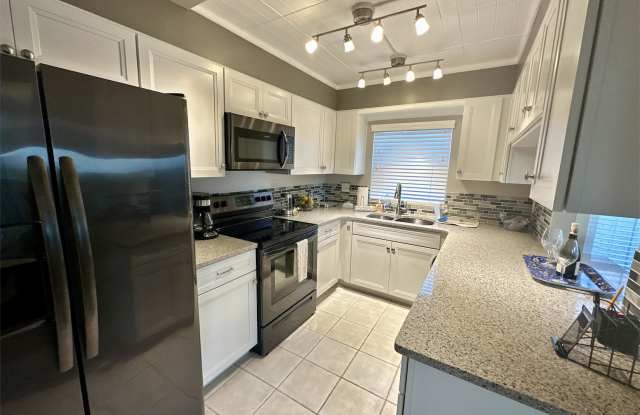 200 N Bayshore Blvd - 200 North Bayshore Boulevard, Clearwater, FL 33759