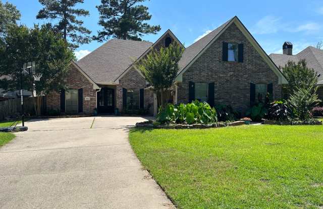 Haughton Home, Updated With Over 2,100 Square Feet photos photos