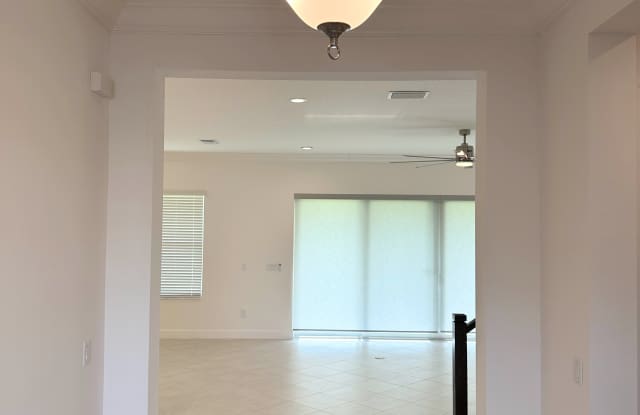 3392 Acacia Bay Ave Gallery 4