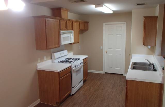 3 Bedroom 2 Bathroom Georgetown Home photos photos