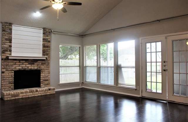 12609 Hornbeam Drive Gallery 3