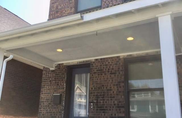 851 Jefferson Avenue Gallery 2