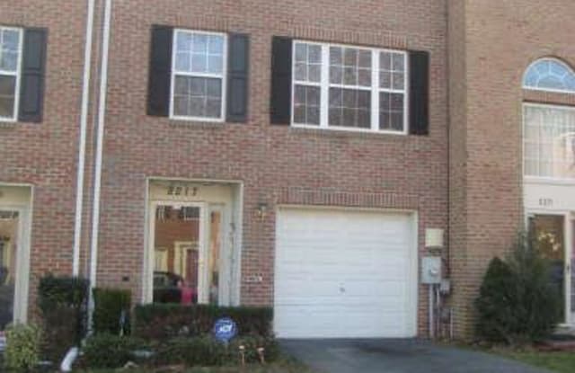 8217 DELLWOOD CT - 8217 Dellwood Avenue, Glenarden, MD 20706