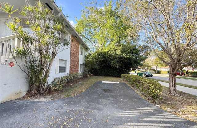 4140 Woodside Dr photos photos