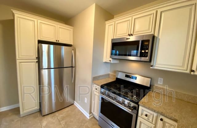 261 Martsolf Ave - 261 Martsolf Avenue, West View, PA 15229