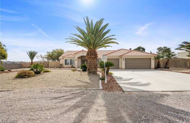 8605 W COUGAR Avenue - 8605 West Cougar Avenue, Enterprise, NV 89148