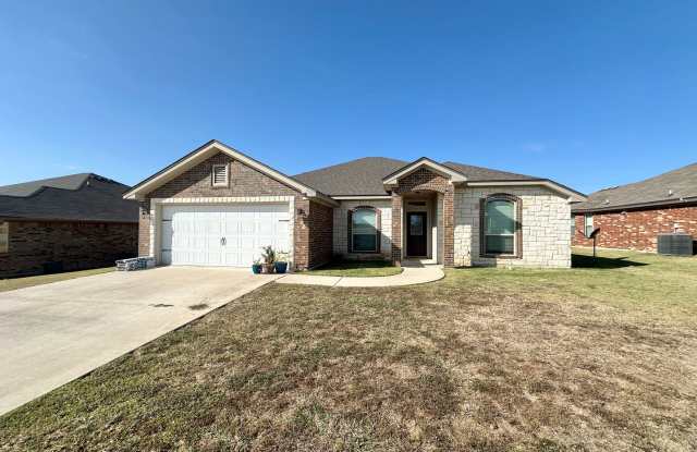 Price Drop! Viewable November 18th! - 9905 Kaitlyn Drive, Killeen, TX 76542 Price Drop! Viewable November 18th! - 9905 Kaitlyn Drive, Killeen, TX 76542