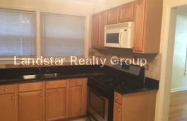 8134 Knox Ave - 8134 Knox Avenue, Skokie, IL 60076