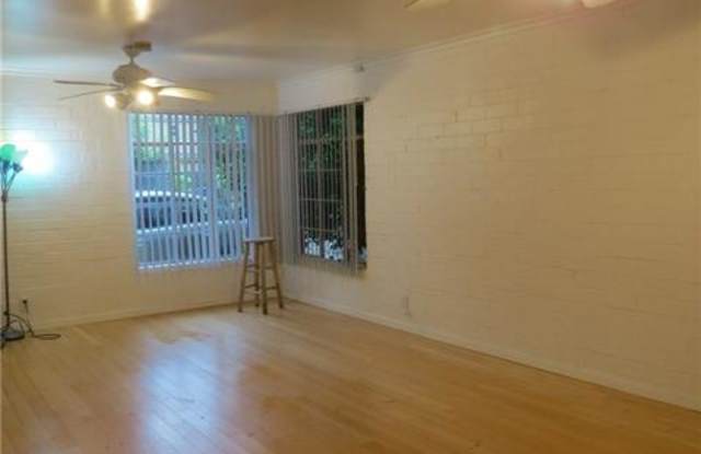 1807 W 38th ST Gallery 2