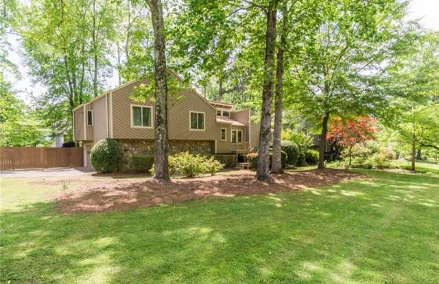 3341 Emory Drive Gallery 2