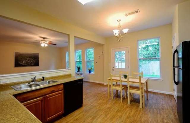 1514 Persimmon Trace Gallery 2