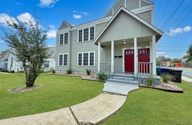 A Timeless Gem Awaits - Elegant Historic Home Nestled in the Heart of Los Angeles Heights Keystone Park! photos photos