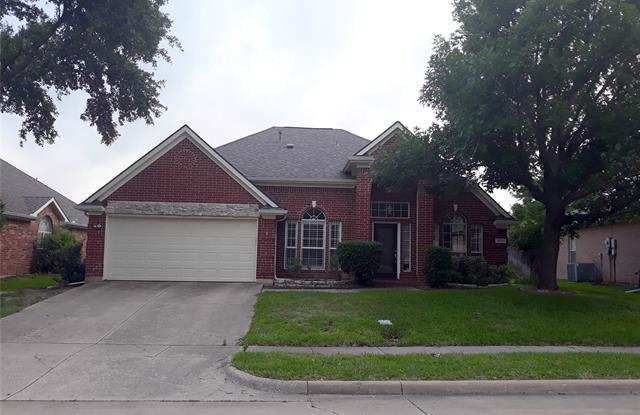 10111 Green Court - 10111 Green Court, Irving, TX 75063