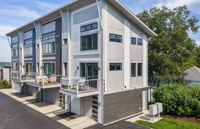 635 Fairview Ave Ne photos photos