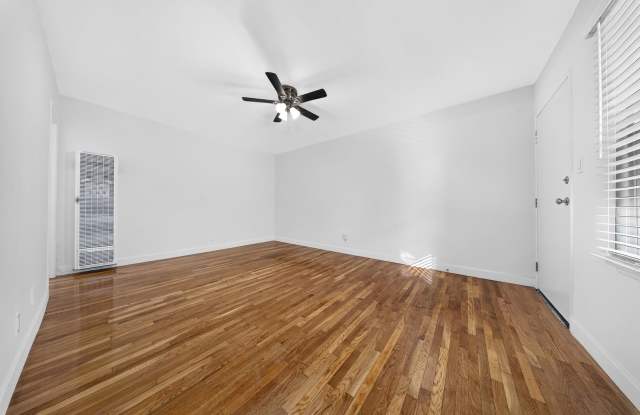 11355 Tiara St. Gallery 4