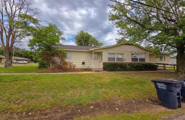 Beautifully remodeled 2-bedroom home in a quiet neighborhood photos photos