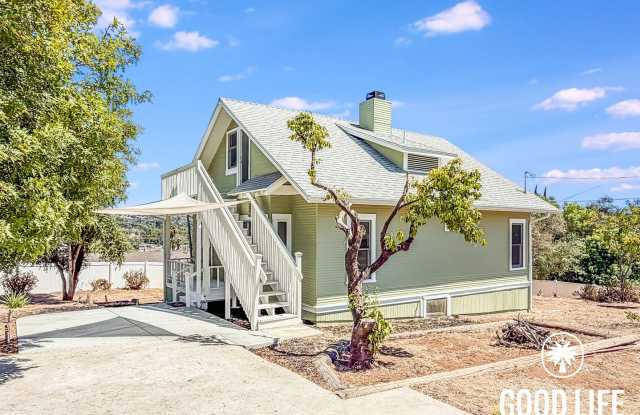 SD: Beautiful Victorian Home with Large Lot, Sweeping Views, Wraparound Deck & Upstairs Suite photos photos