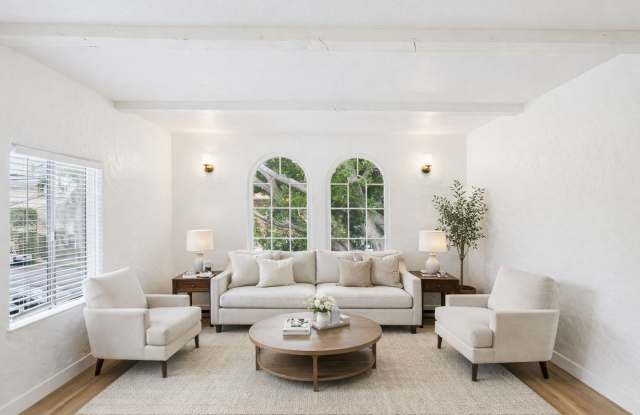 1533 East 3rd Street photos photos