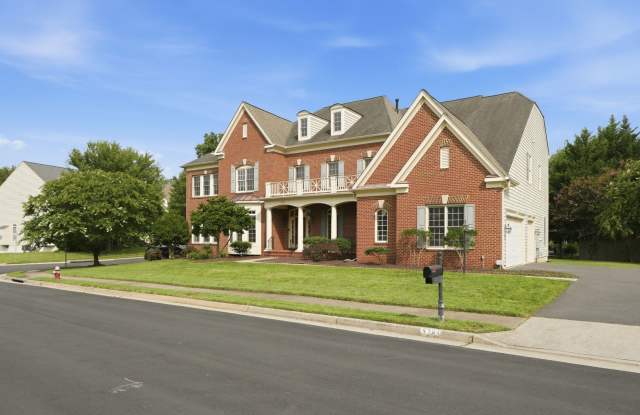 This impressive home combines elegance, comfort, and everyday convenience. Gallery 4