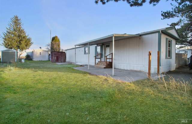 377 S 200 W Road unit: 36 photos photos