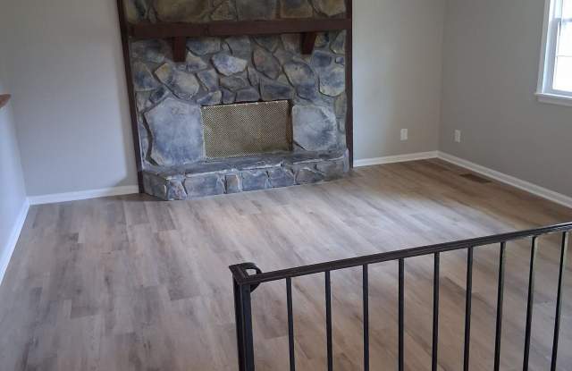 9109 Sterling Ridge Lane Gallery 4