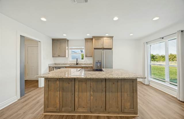 3187 W Lamberth Road Gallery 2
