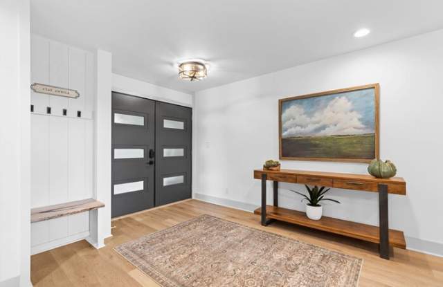 3529 Niblick Court Gallery 3