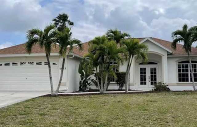 4833 SW 25th Court photos photos