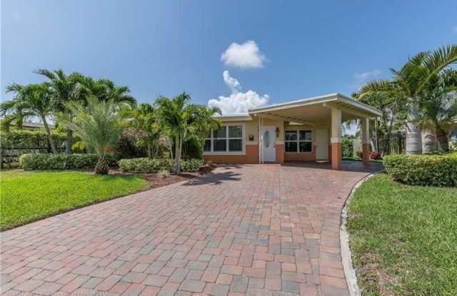 160 SE 12TH ST - 160 Southeast 12th Street, Pompano Beach, FL 33060