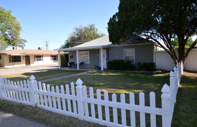 9 N Fraser Dr E - 9 North Fraser Drive East, Mesa, AZ 85203