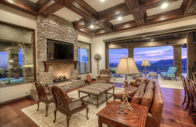 10208 N PALISADES Boulevard Gallery 3