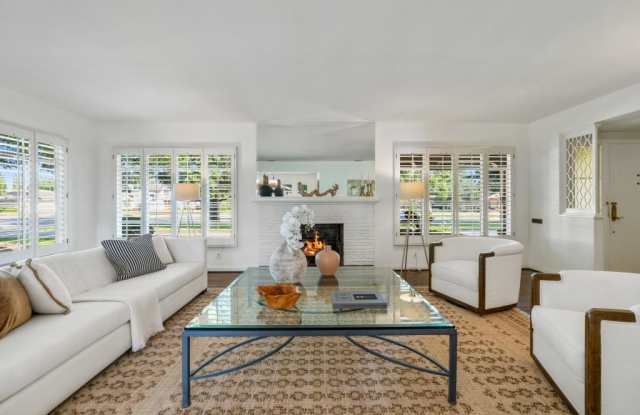 3655 Locksley Drive Gallery 3