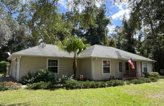3BR/2BA Home with 2 Car Garage, Fenced Yard  RV Hookups – Lake City, FL photos photos