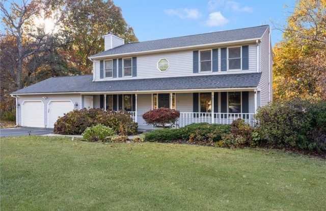 42 Rollingwood Drive - 42 Rollingwood Drive, Johnston, RI 02919