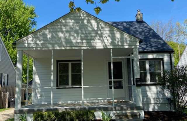 COMING SOON! GORGEOUS 3 BED 2 BATH BUNGALOW IN ROYAL OAK ---- MINERVA photos photos