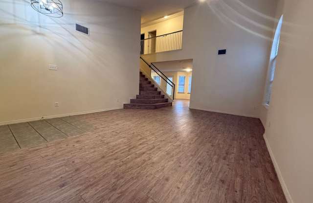 Charming 4-Bedroom Home with Expansive Backyard and Family-Friendly Interior - 4225 Walling Forge Drive, Austin, TX 78727
