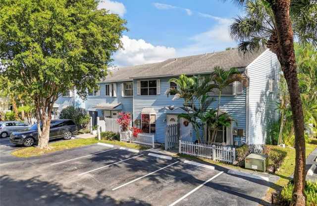 1921 NE 15th Ave photos photos