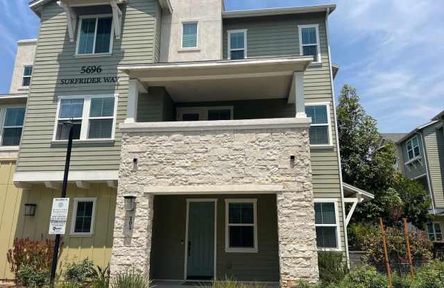 Spacious 4 Bedroom, 3.5 Bath Townhome in Goleta - 5696 Surfrider Way, Goleta, CA 93117
