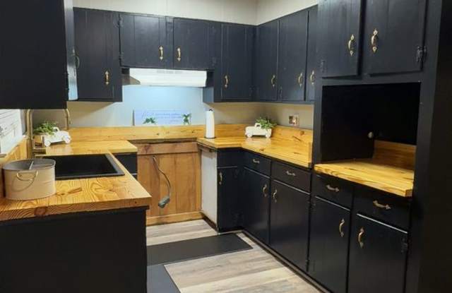 4 Bed/2 Bath Brick Home photos photos 4 Bed/2 Bath Brick Home photos photos