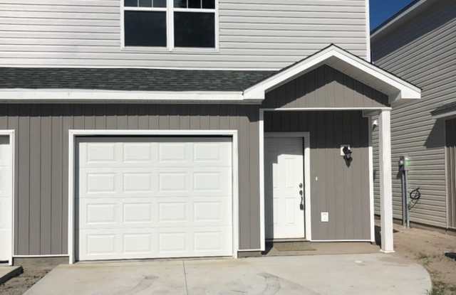 Gorgeous 3 Bedroom 2.5 Bath Townhome photos photos