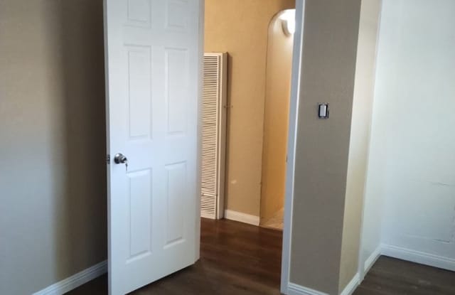 924 Height St Unit B photos photos 924 Height St Unit B photos photos