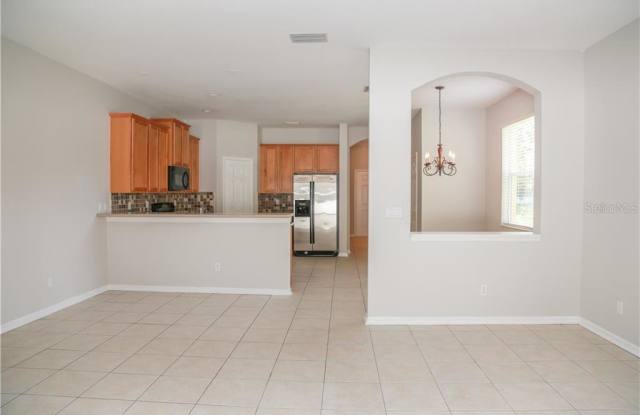 4561 AMBERLY OAKS COURT Gallery 3