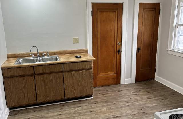 3711 Wright Avenue - 2 photos photos 3711 Wright Avenue - 2 photos photos