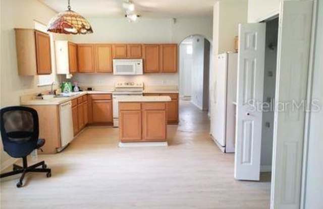 696 CARRIGAN WOODS TRAIL Gallery 4
