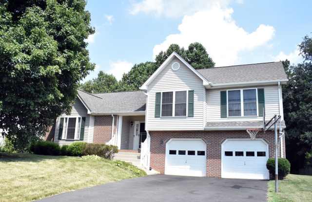 A Great South Stafford Location! photos photos