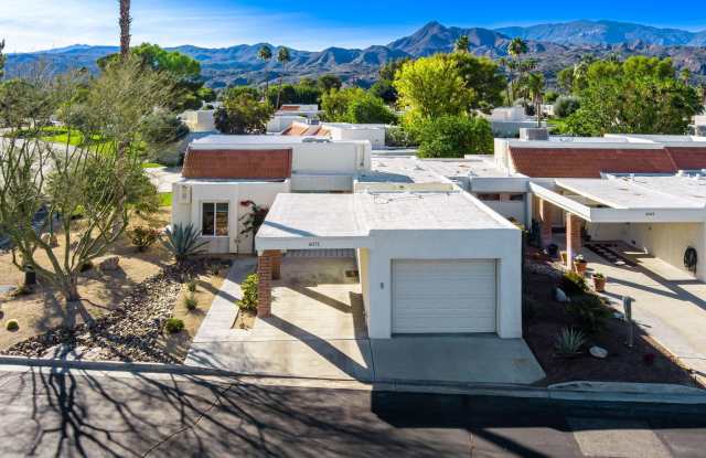 6071 Hazeltine Plaza photos photos